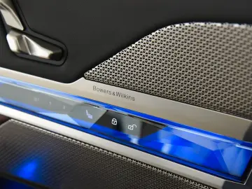 BMW i7 xDr60 MSp HUD ACC 360  Keyless B&W SkyLo