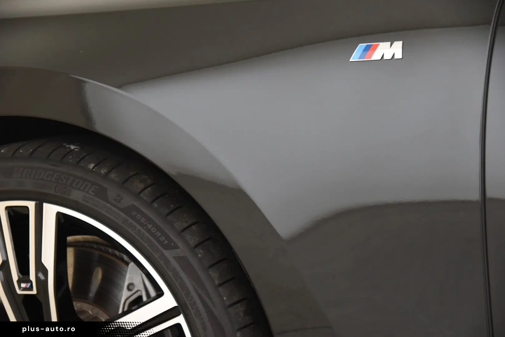 BMW i7 xDr60 MSp HUD ACC 360  Keyless B&W SkyLo