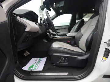 Land Rover Range Rover Evoque 2.0 D  R-Dynamic MHEV