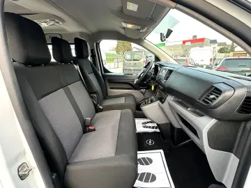 OPEL Vivaro Kombi M 9-SITZER