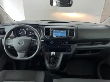 OPEL Vivaro Kombi M NAVI 180 KAM CARPL DAB TEMP 9Sitz