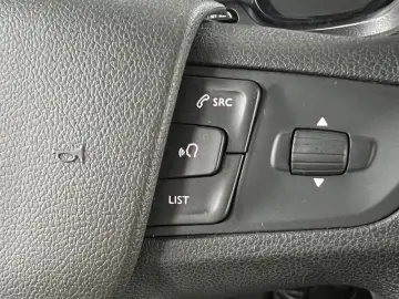 OPEL Vivaro Kombi M NAVI 180 KAM CARPL DAB TEMP 9Sitz