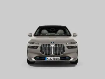 BMW i7 xDr60 ExecLounge SkyLounge TV Cashmere SoftClo