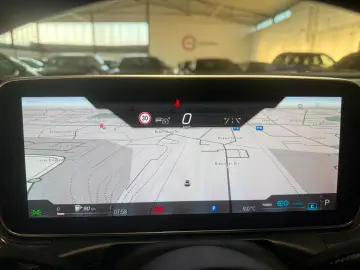 MERCEDES-BENZ C 220 dC Limousine  AMG Line Night LED AHK