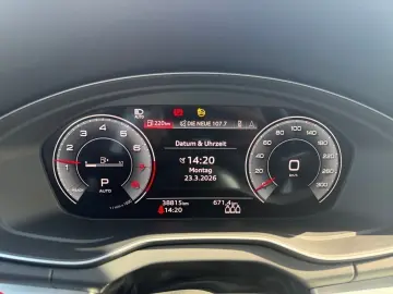 AUDI Q5 45 TFSI Sportback quattro S tronic S line AHK