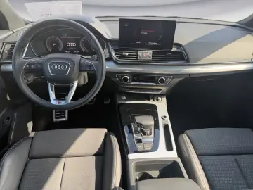 AUDI Q5 45 TFSI Sportback quattro S tronic S line AHK