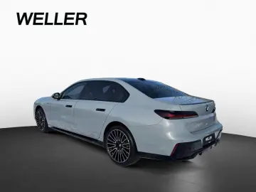 BMW i7 xDr60 MSpPRO ExecLou SkyLou TV Massage Ventil SoftClo