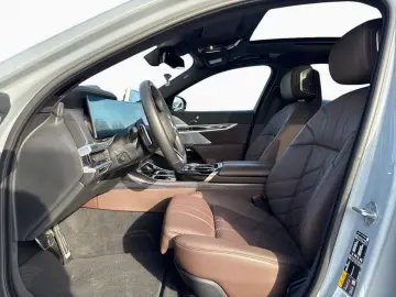 BMW i7 xDr60 MSpPRO ExecLou SkyLou TV Massage Ventil SoftClo