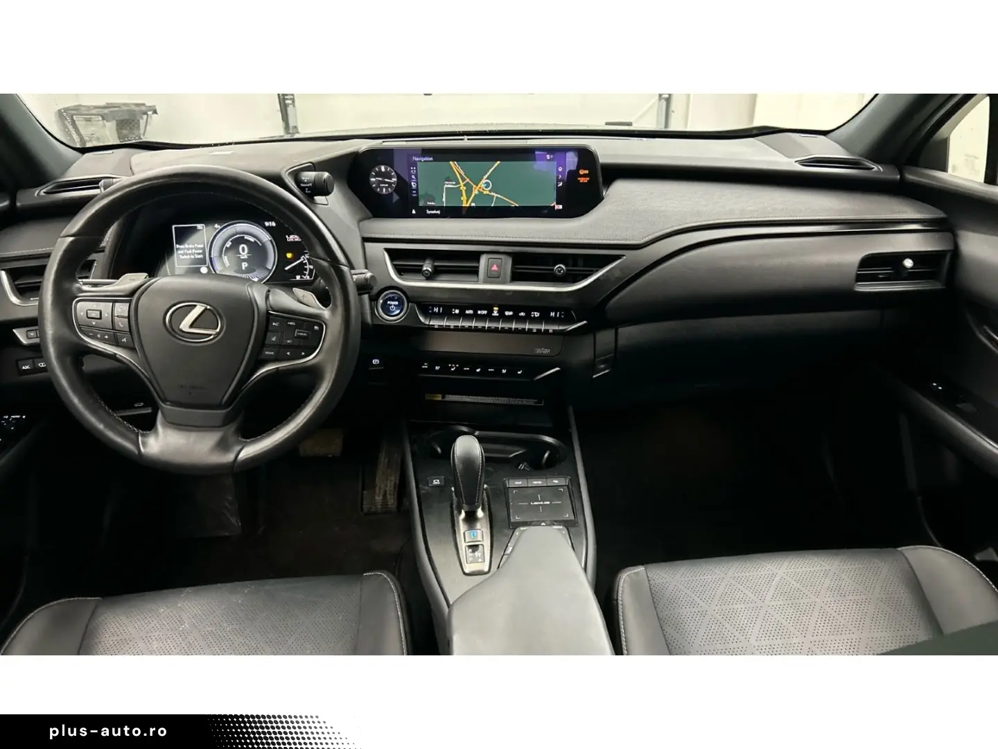 LEXUS UX 300e Luxury Line 360 Grad Kamera Mark Levinso