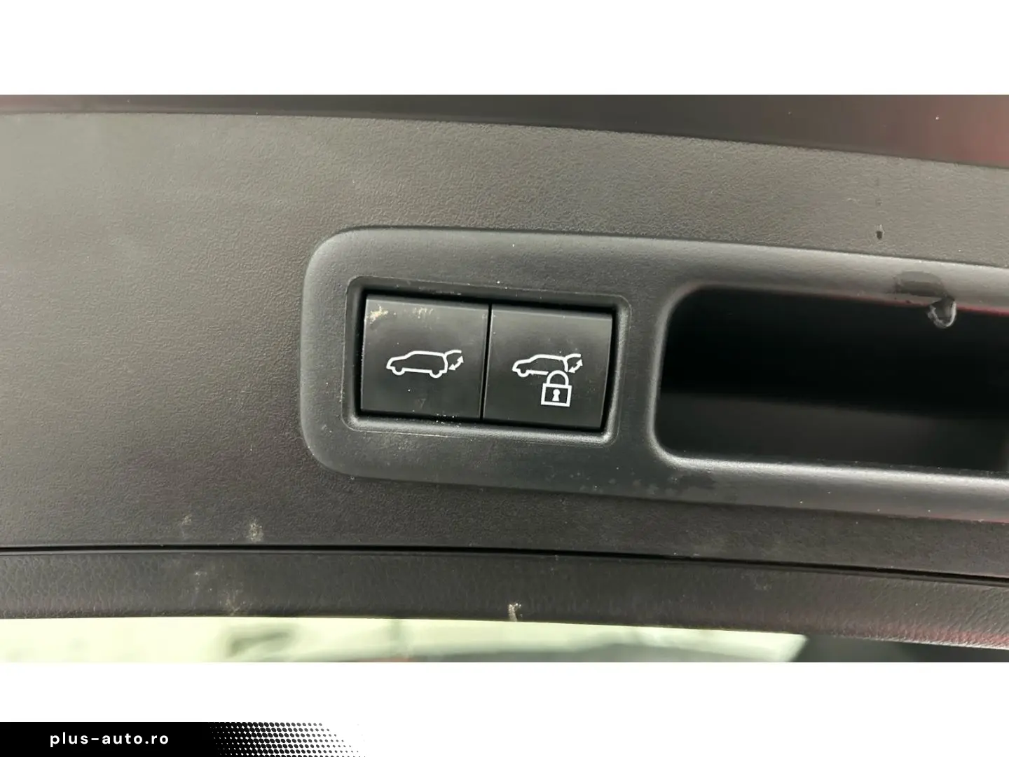 LEXUS UX 300e Luxury Line 360 Grad Kamera Mark Levinso