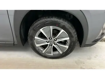 LEXUS UX 300e Luxury Line 360 Grad Kamera Mark Levinso