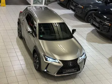 LEXUS UX 250 h STYLE - KAMERA-NAVIG.-18 ZOLL-20.990 -