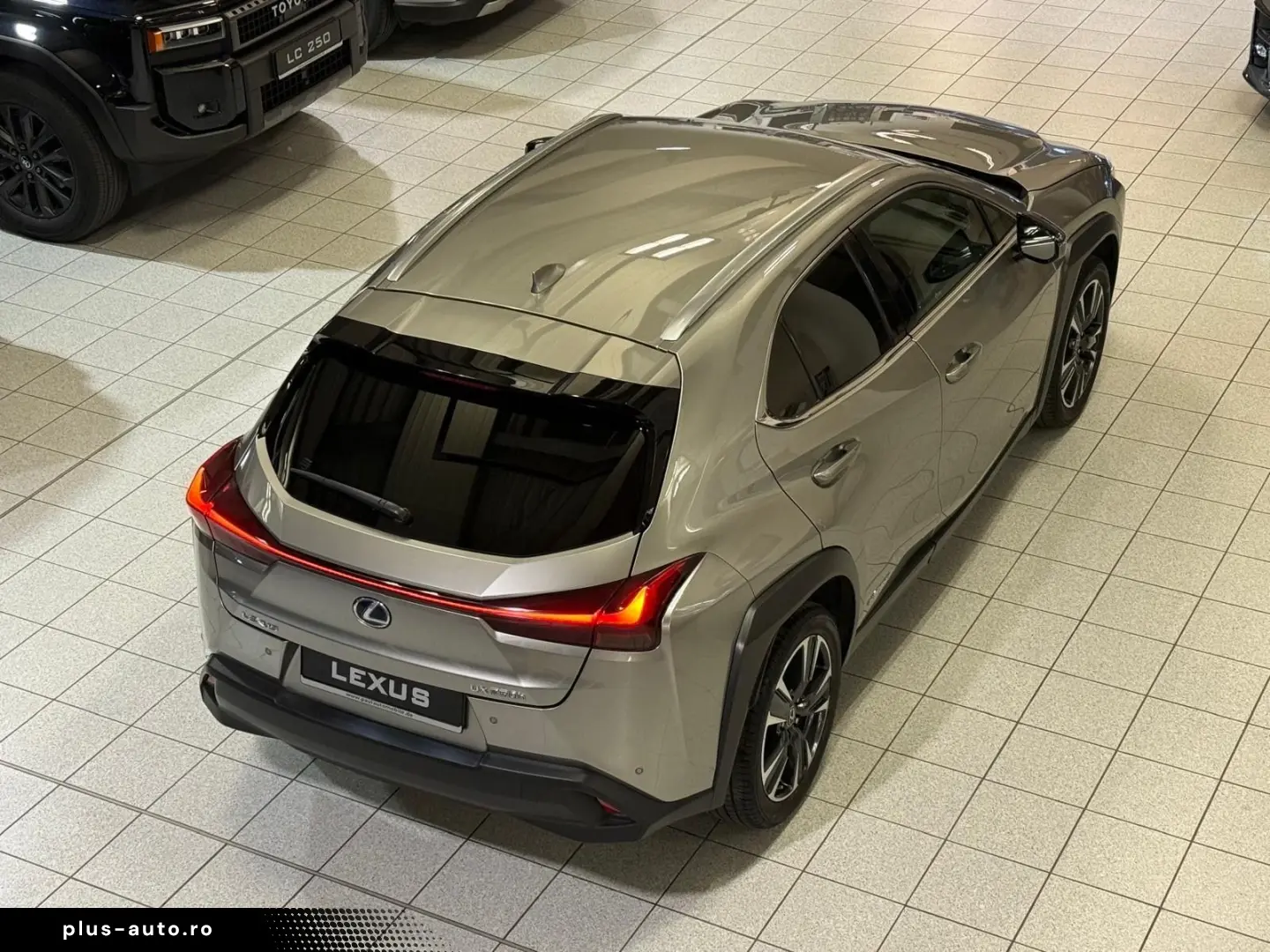 LEXUS UX 250 h STYLE - KAMERA-NAVIG.-18 ZOLL-20.990 -