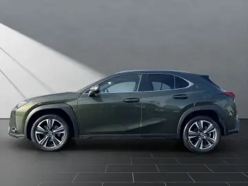 LEXUS UX 250 h LED TOP  KAMERA NAVI FACELIFT
