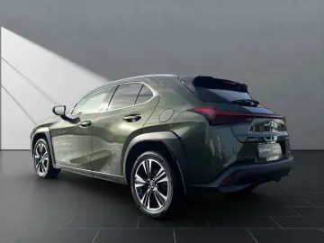 LEXUS UX 250 h LED TOP  KAMERA NAVI FACELIFT