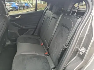 FORD Focus ST 2.3 Aut. Styling-P. LED adap. B&O Navi