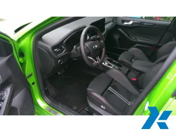 FORD Focus ST X Automatik mit sehr guter Ausstattung!