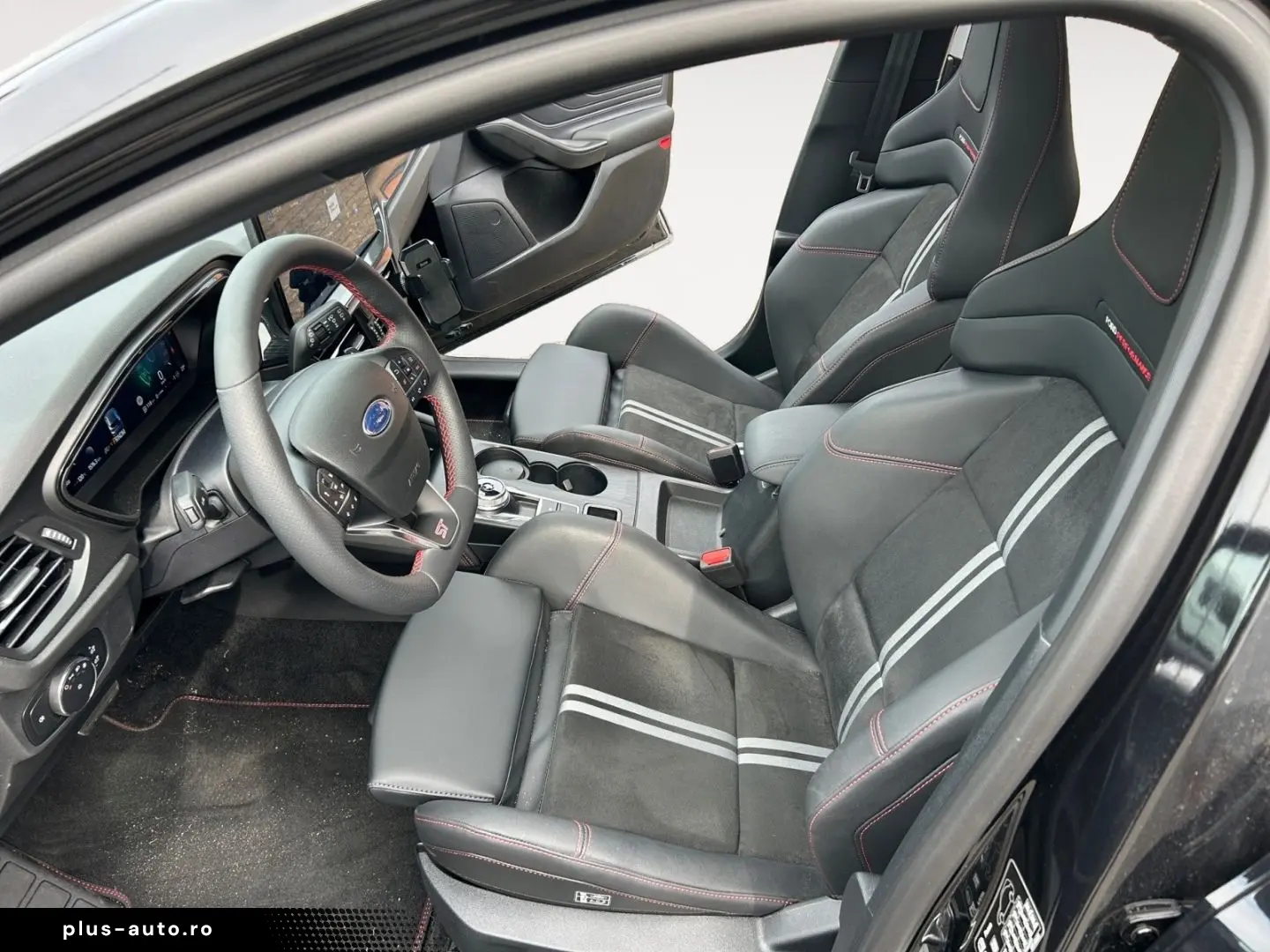 FORD Focus ST X 2.3 EcoBoost. Automatik.HUD.Panodach.