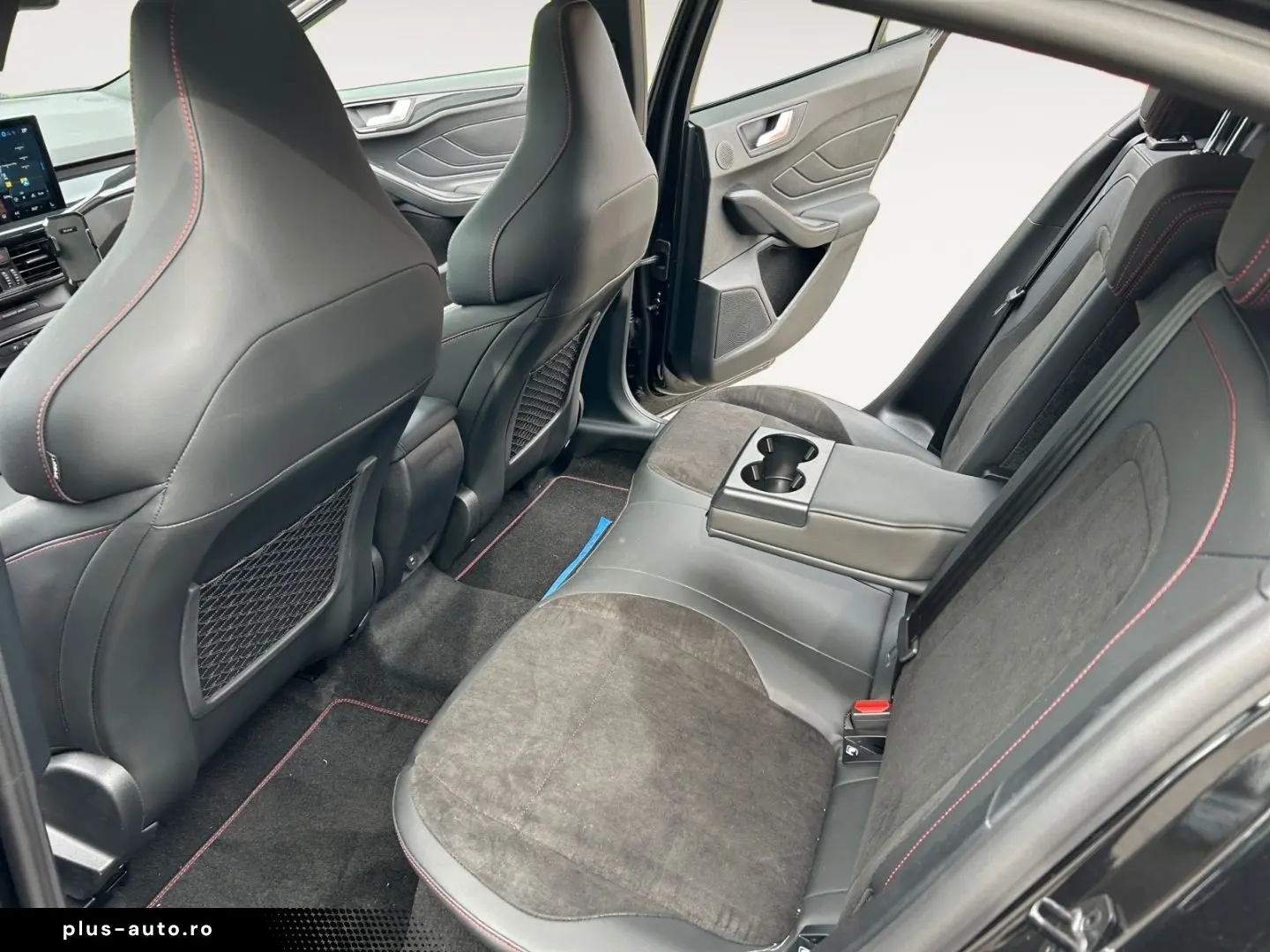 FORD Focus ST X 2.3 EcoBoost. Automatik.HUD.Panodach.