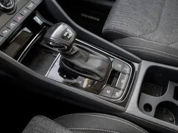 SKODA Kodiaq 2.0 TDI Style 4x4 7-Sitzer AHK Pano 360