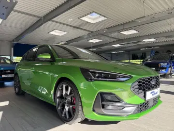 FORD Focus ST X Fahrerassistenz   Panorama   B&O