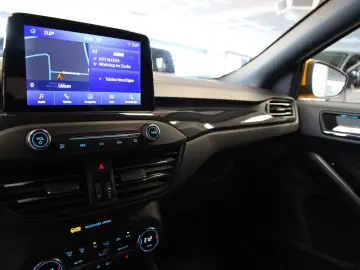 FORD Focus Lim. ST Performance-PAK  Styling-PAK