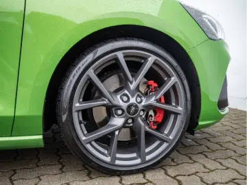 FORD Focus ST X 2 3 SHZ NAVI ACC HUD B&O MATRIX-LED