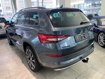 SKODA Kodiaq 2.0 TDI 4x4 Sportline 7Sitzer