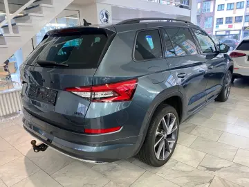 SKODA Kodiaq 2.0 TDI 4x4 Sportline 7Sitzer