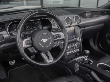 FORD MUSTANG Cabrio 55 Years edition CoolingSeats B&O