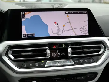 BMW M3 Limousine - FROZEN   CARBON   LASER   HEAD-UP