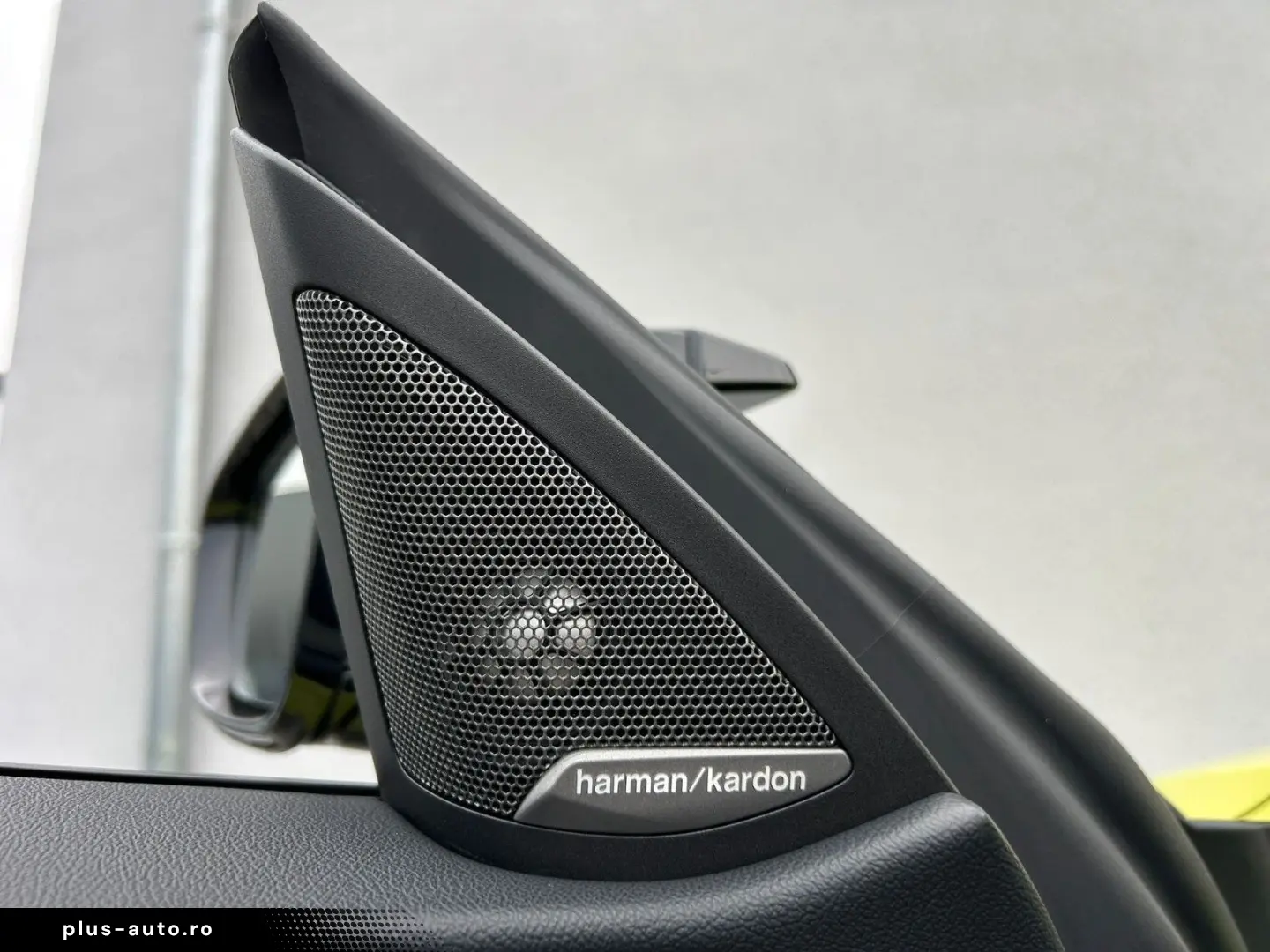 BMW M4 Cabrio xDrive Competition BMW-Garantie-07-27