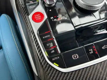 BMW M4 Cabrio xDrive Competition BMW-Garantie-07-27