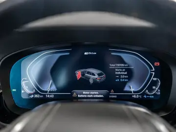 BMW 530e Touring Luxury Line AHK HUD LASER LED NAVI