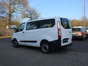 FORD Transit Custom Kombi 320 L1 (9 Sitzer)