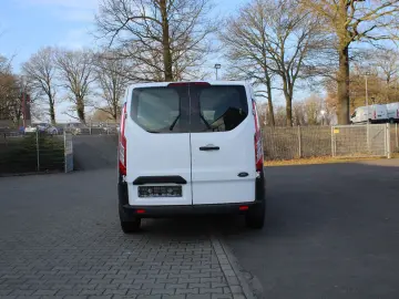 FORD Transit Custom Kombi 320 L1 (9 Sitzer)