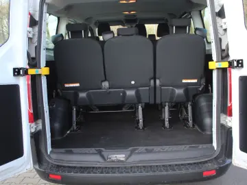 FORD Transit Custom Kombi 320 L1 (9 Sitzer)