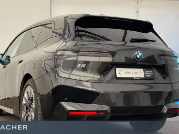 BMW IX XDR50 SoftClose VentilatedS 360 H&K DAProf Laser