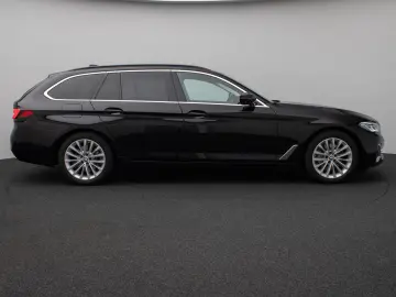 BMW 530e xD LuxuryLine 360 Laser HUD DAB H K ACC AHK