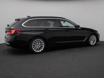 BMW 530e xD LuxuryLine 360 Laser HUD DAB H K ACC AHK