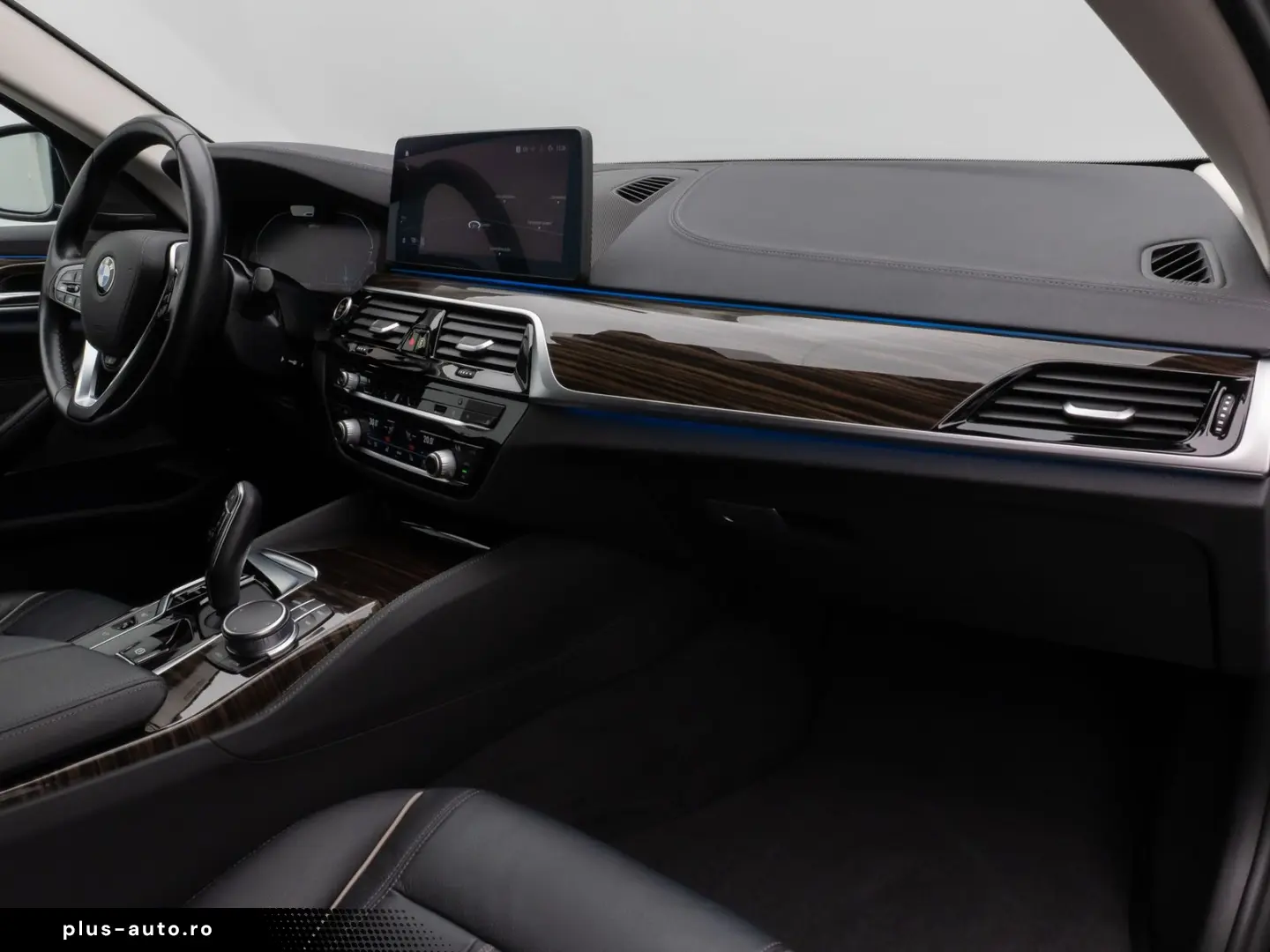 BMW 530e xD LuxuryLine 360 Laser HUD DAB H K ACC AHK