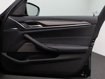 BMW 530e xD LuxuryLine 360 Laser HUD DAB H K ACC AHK