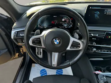 BMW 530 e M Sport HEAD-UP 292 PS