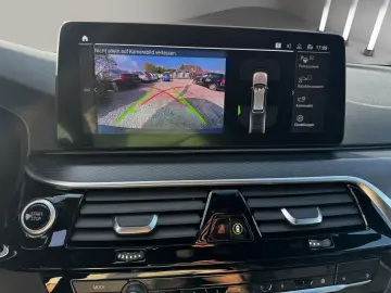 BMW 530 e M Sport HEAD-UP 292 PS