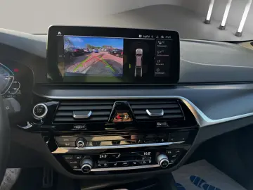 BMW 530 e M Sport HEAD-UP 292 PS