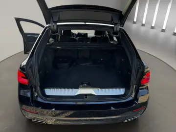 BMW 530 e M Sport HEAD-UP 292 PS