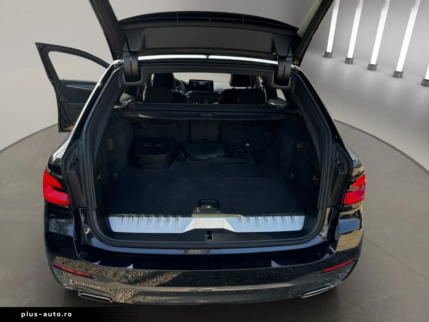 BMW 530 e M Sport HEAD-UP 292 PS