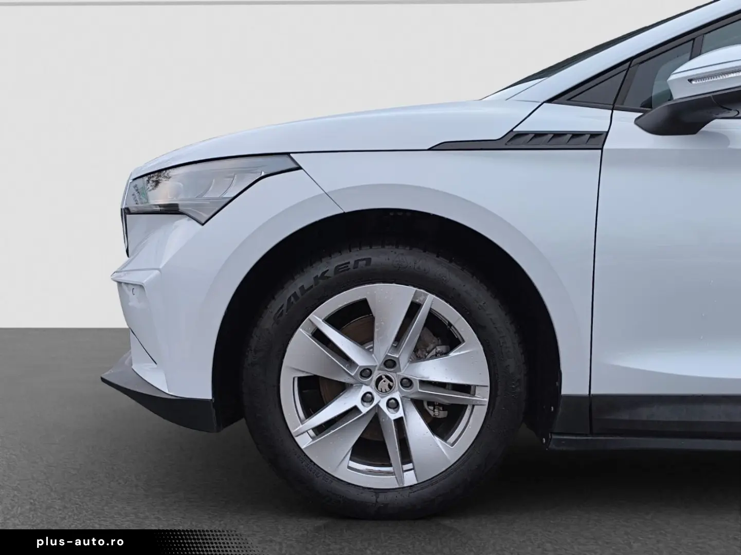 SKODA Enyaq 60 Loft NAVI RFK 19 LM APP-CONNECT LED