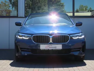 BMW 530e Ambiente Schiebedach Leder