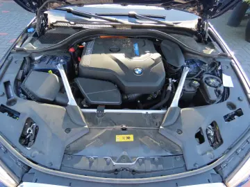 BMW 530e Ambiente Schiebedach Leder